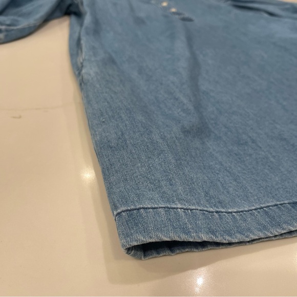 GAP Woman’s Blue Denim Dress with buttons and pockets - Picture 7 of 16